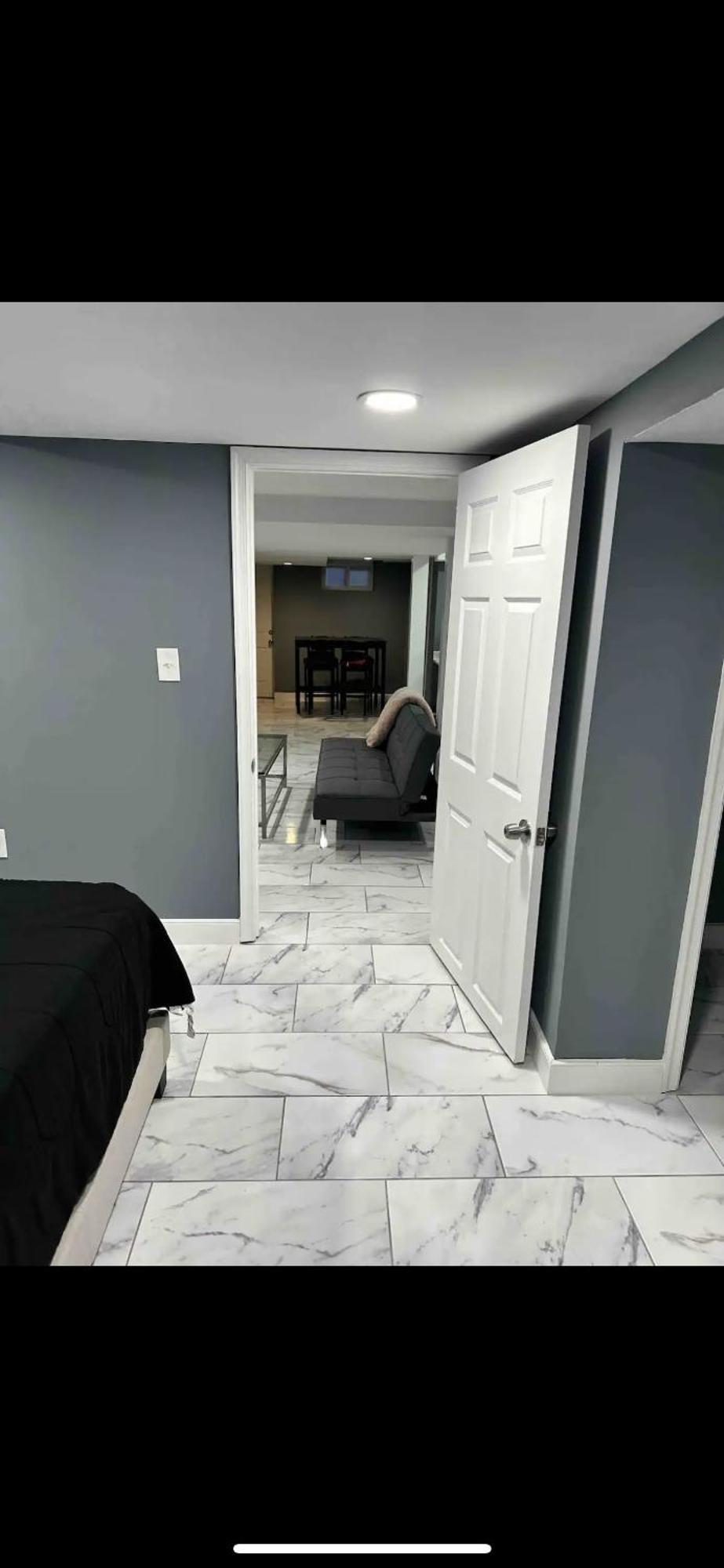 Lovely Basement 1-Bedroom With Free Parking Вашингтон Экстерьер фото